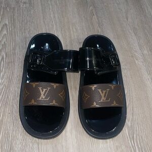 Louis Vuitton Sandals